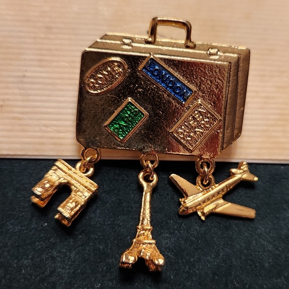 Jewelry - Vintage Brooch Pin- Gold Suitcase w/ dangling charms